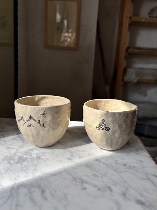 kubki i filiżanki Zestaw 2 Organicznych Ceramicznych Czarek  Motyw Gór Lato Rowery 220 ml
