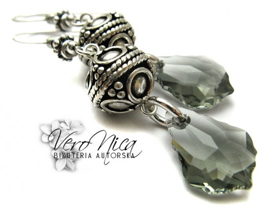 Grey eminence VeroNica