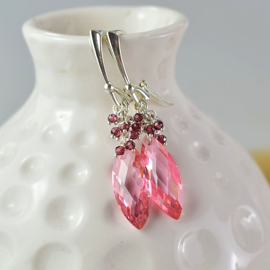 kolczyki srebrne Różowe cyrkonie z granatem - srebrne kolczyki