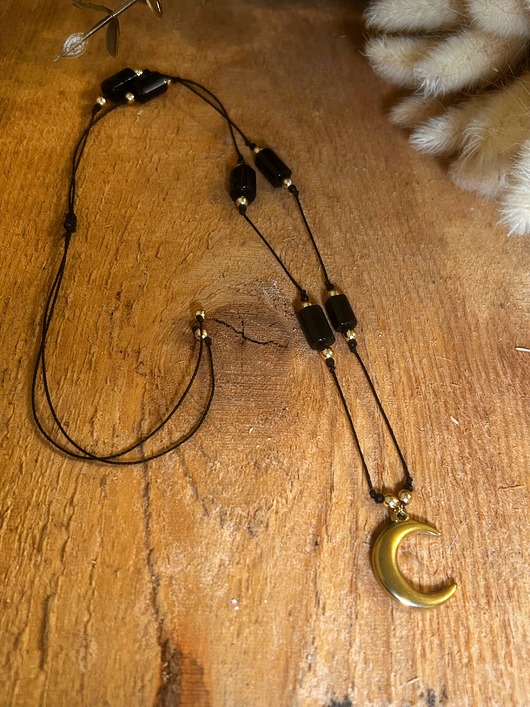 korale Naszyjnik Ochrona Turmalinu z półksiężycem