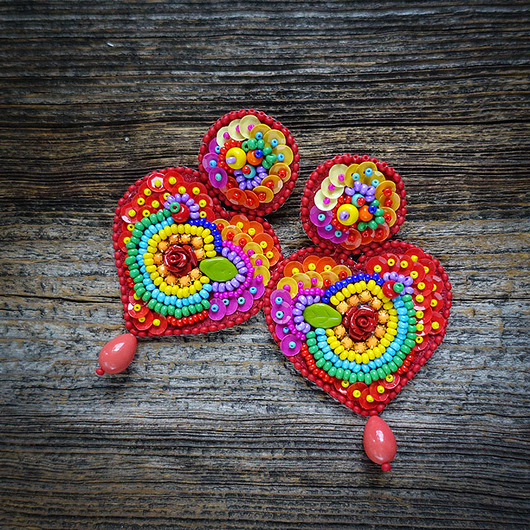 kolczyki soutache Kolekcja Frida - kolczyki kolorowe serca