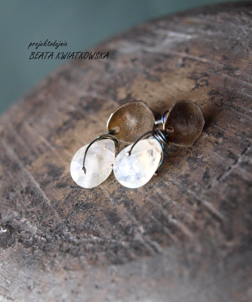 maleńki produkt geotermalny z moonstone Garfish Art Gallery