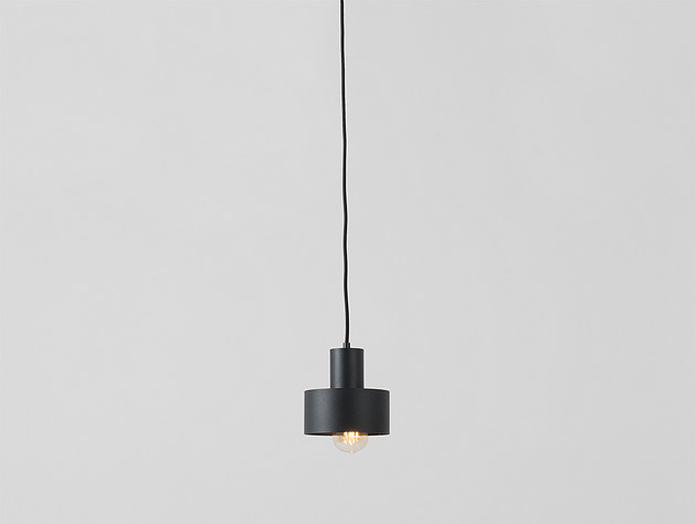 Nowoczesna minimalistyczna lampa wisząca FAY 1 S czarna CustomForm
