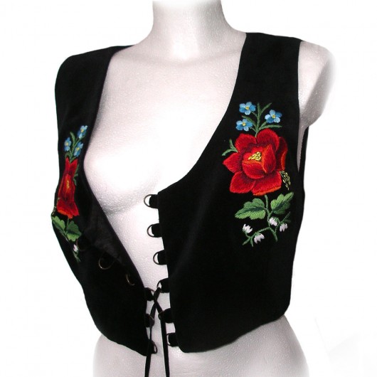 serdak z łowickiej skrzyni_Art Embroidery na ludowo