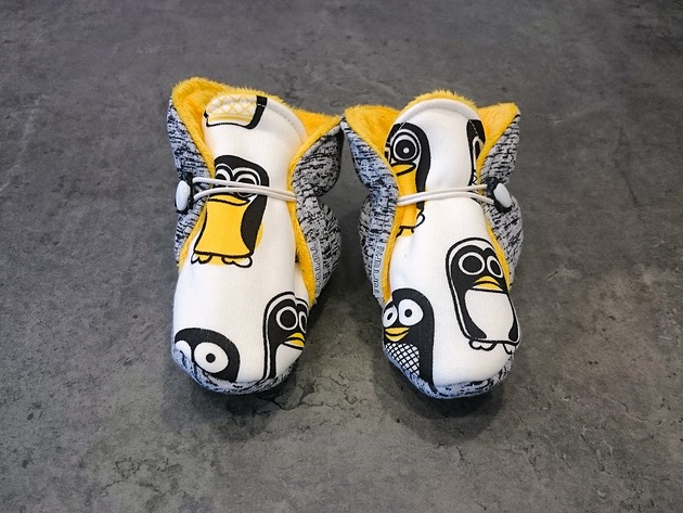 buty dziecięce Niechodki zimowe - Żółte pingwinki 10,5cm