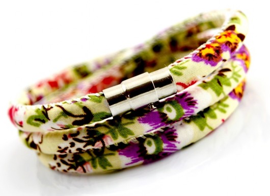 bransoletka MAGNETOOS BOHO FLORALEE in cream Beezoo
