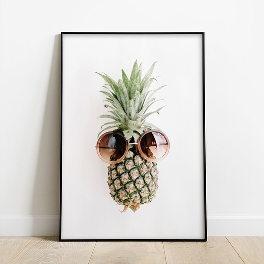 Plakat Ananas w Okularach trochę na ścianę