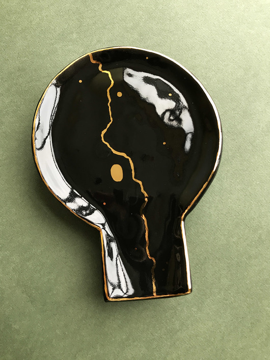 Czarna ceramiczna podstawka pod łyżkę ELEMTHEBRAND