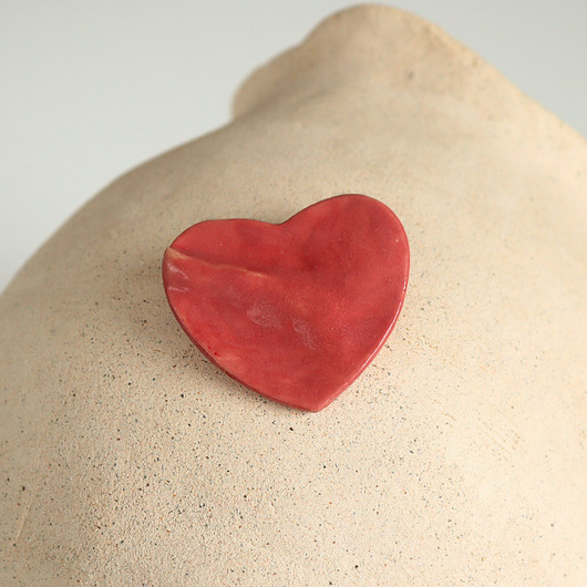 broszki Różowe serce, ceramiczna  broszka