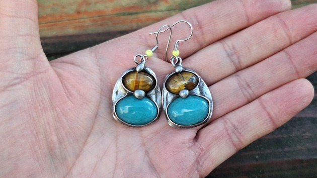 kolczyki z kamieniami Kolczyki Niebieskie z brązem