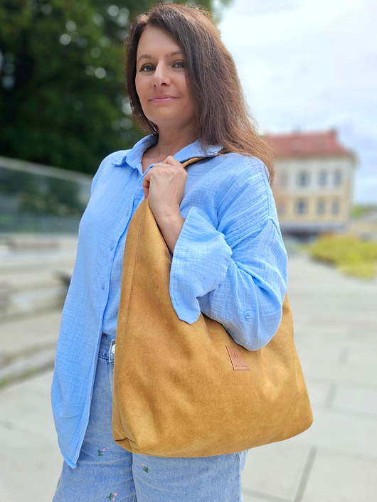 torby na ramię Torba Hobo z nubuku Miodowa