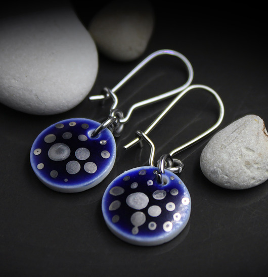 kolczyki ceramiczne PEBBLE/stal chirurgiczna/