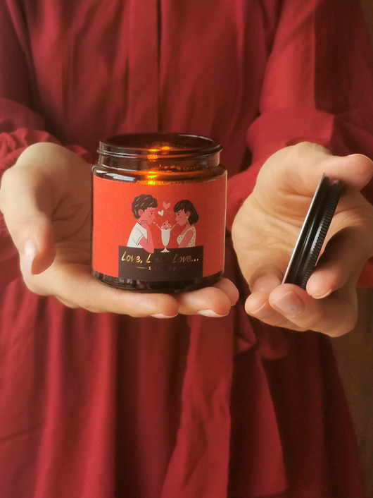 świeczniki i świece Świeca zapachowa Love, walentynki, Dzień Kobiet