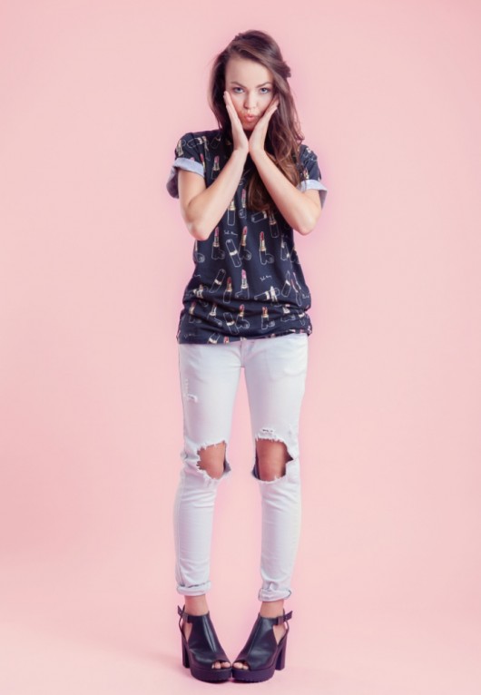 " LIPSTICK ATTACK " T-shirt Yeah Bunny  deleted_12136308