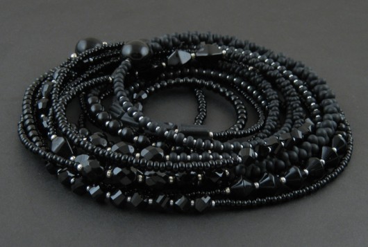 inblack maghia