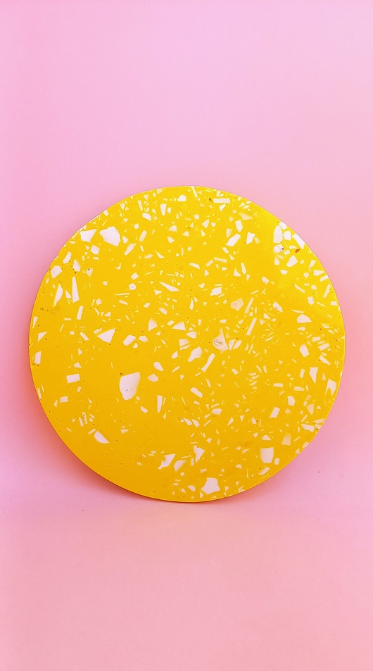 patery i talerze Podstawka lastryko na nóżkach,  Biała taca do serwowania, Okrągły stojak