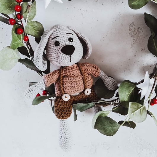 Piesek amigurumi Lucek,rękodzieło - szydełko Muha