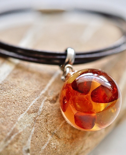 Bransoletka z drobinkami bursztynu Grol Jewellery
