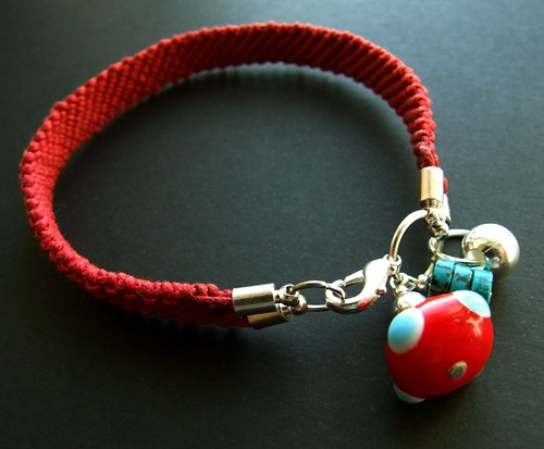 Happines is easy - bransoletka Buy or Die