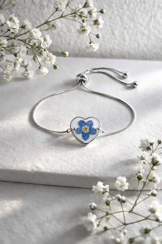 bransoletki z żywicy Bransoletka z niezapominajką Srebrne serce
