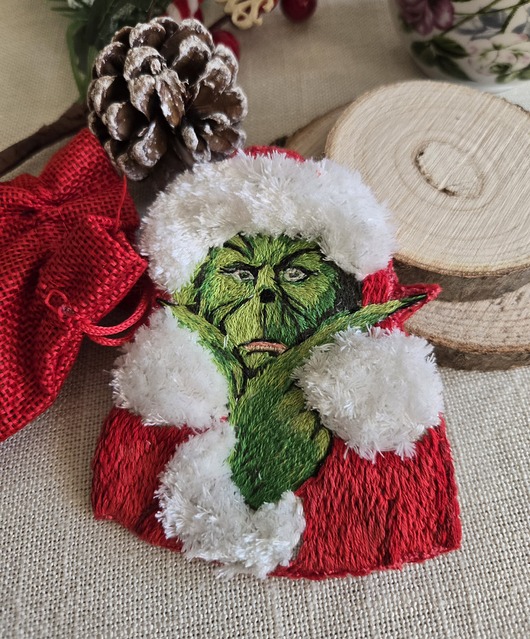 broszki Broszka ręcznie wyszywana Grinch