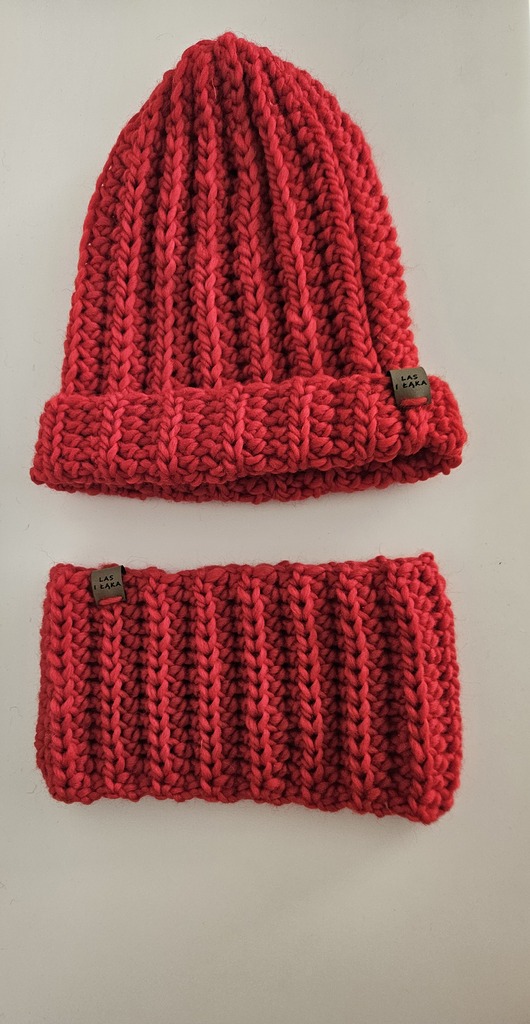 czapki damskie Czerwony Komplet wełniany