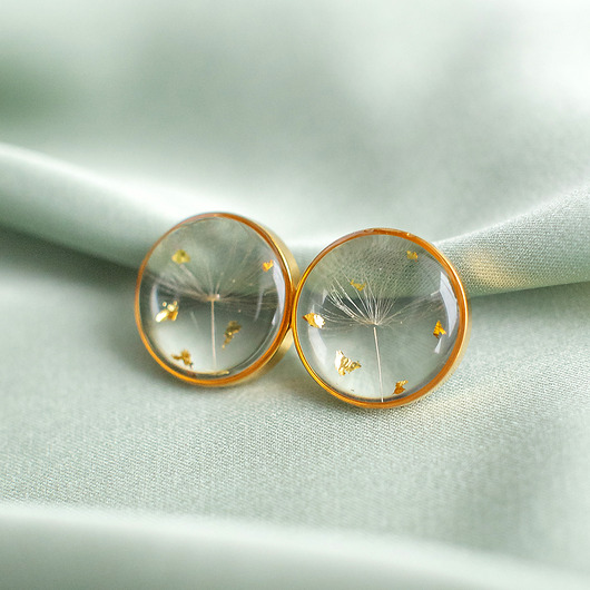 kolczyki z żywicy Kolczyki sztyfty z rzęsek dmuchawca