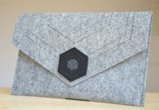 Kopertówka filcowa - geometryczna fm design