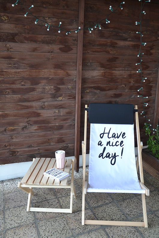 Leżak drewniany z nadrukiem Have a nice day Modelina Home