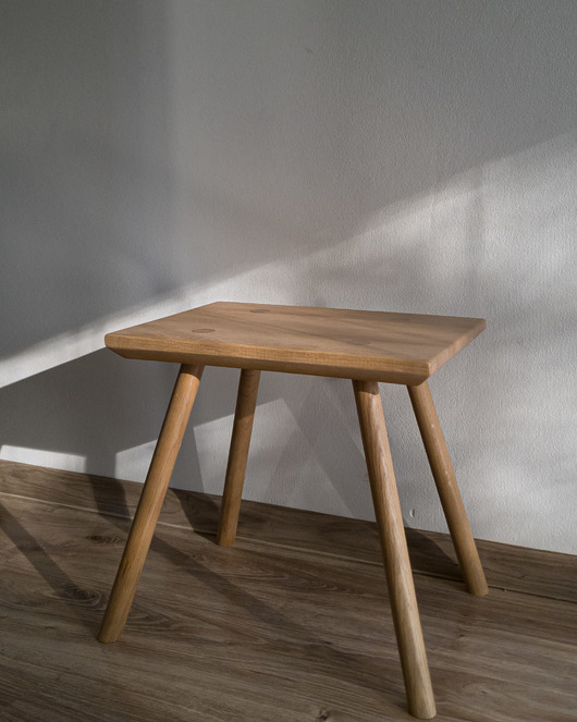 stołki Stołek dębowy Necessario 25x40x45H