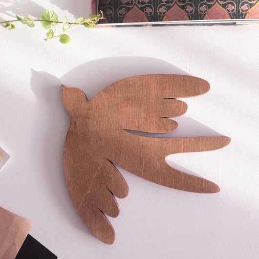 Ozdoby na ścianę Jaskółki drewniany dekor / dębowy  15cm