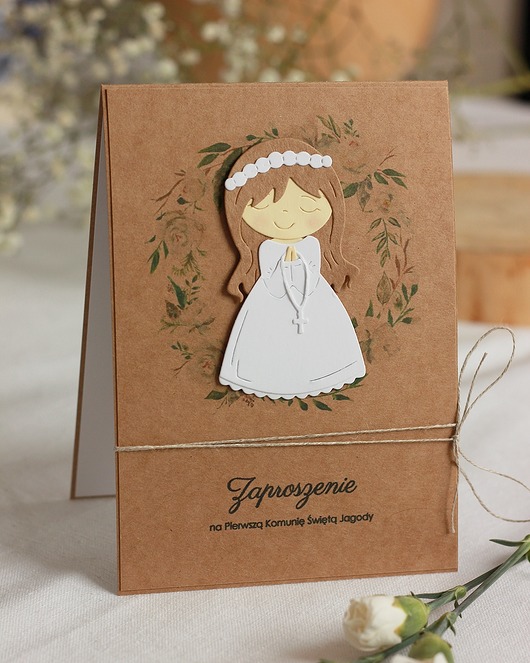 zaproszenia na komunię Biała piwonia eko. Zaproszenia dla dziewczynki