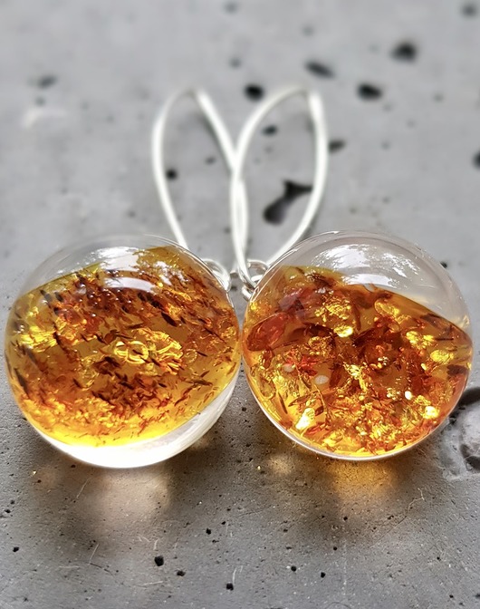 Kolczyki srebrne z mieniącym się bursztynem Grol Jewellery