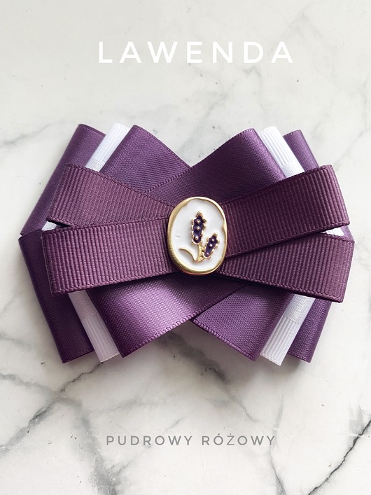 broszki Brosza z kolekcji Lawenda z pięknym medalionem z Lawendą