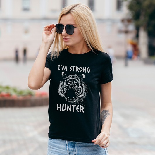 t-shirt damskie Koszulka damska czarna  I am strong