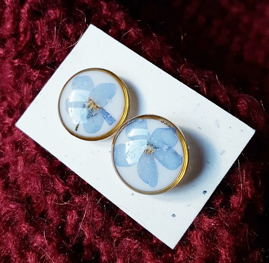 Kolczyki sztyfty z niezapominajkami Jaskółcze ziele handmade 