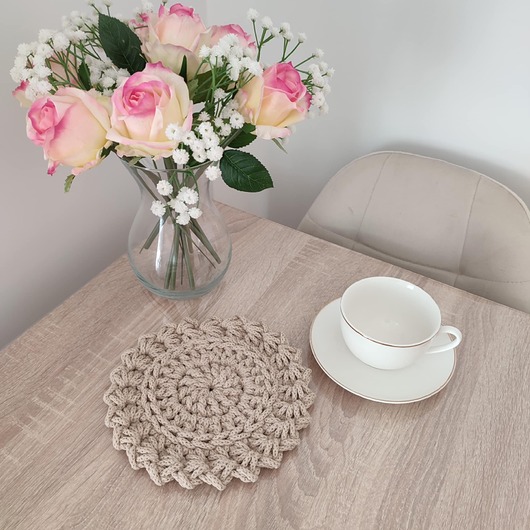 podkładki do kuchni Podkładka szydełkowa boho pod kubki 20cm