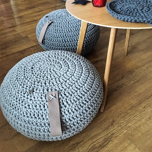 pufy do siedzenia Pufa dziergana Scandi