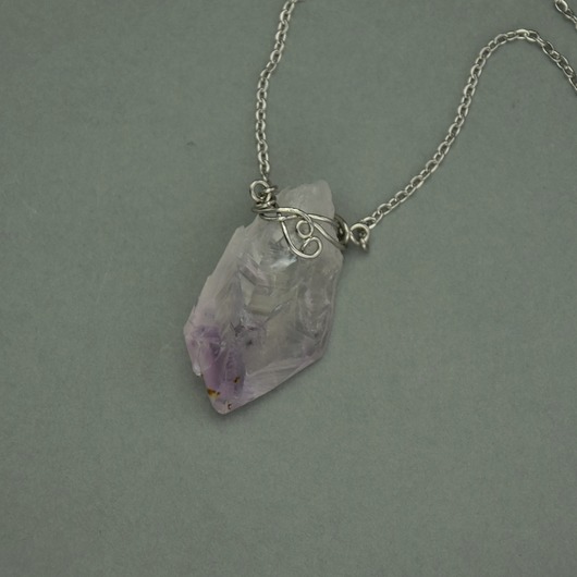 wisiory Naszyjnik jasny surowy ametyst wire wrapping