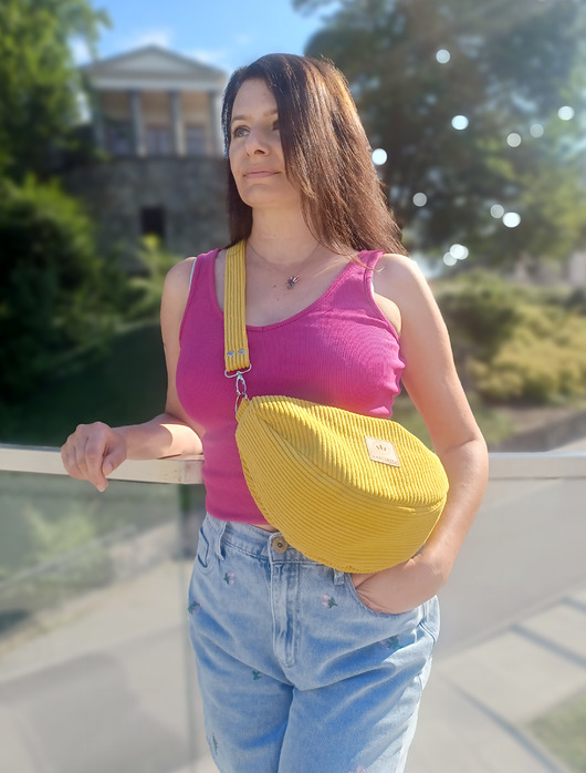 saszetka nerka Banana sztruksowa torebko nerka Żółta