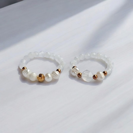 pierścionki elastyczne Zestaw pierścionków : kamień księżycowy, perły, agat