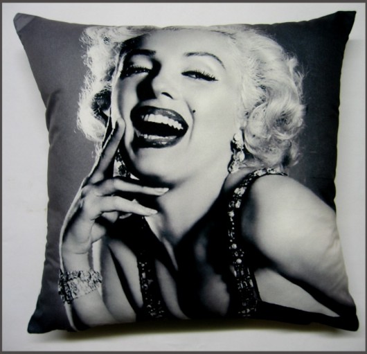 Poduszka z Marilyn Monroe Gaul Designs