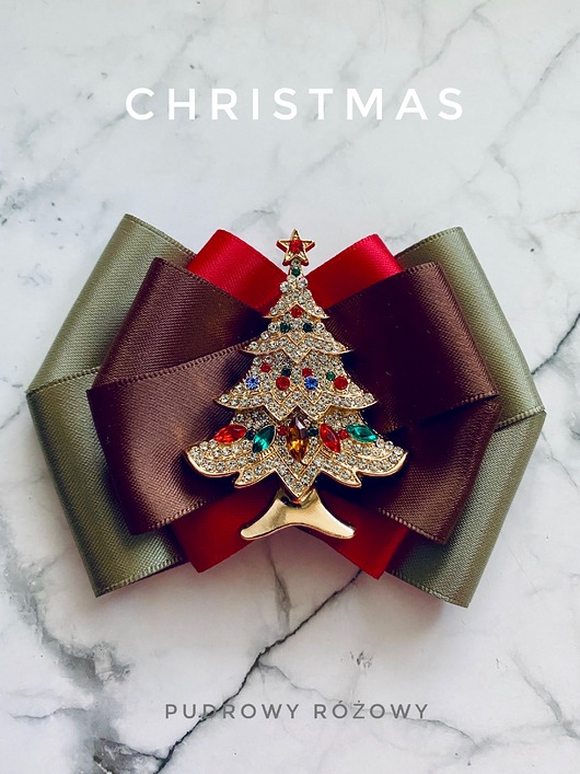 broszki Brosza z Choinką z kryształkami Mikołajki Święta