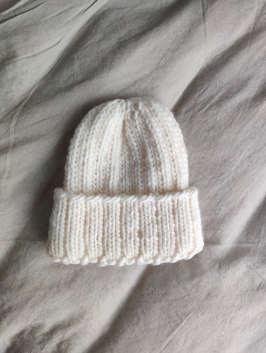 czapki damskie Kremowa czapka z wełny owczej