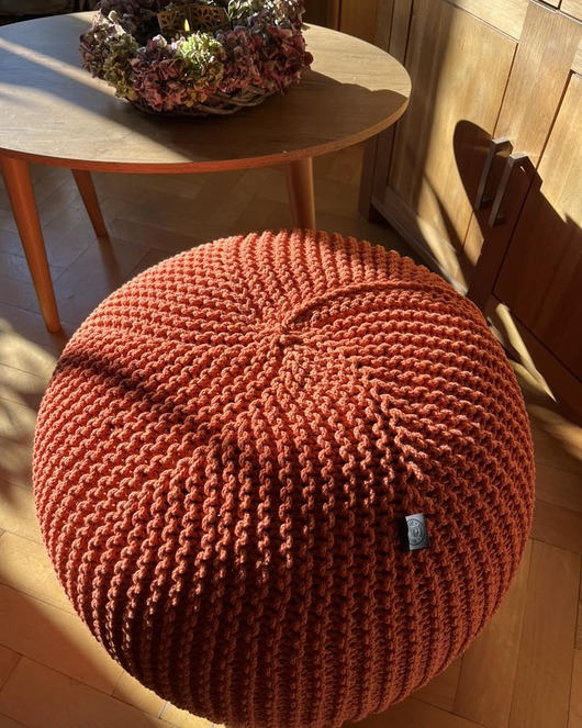 pufy do siedzenia Duża pufa dziergana 60x40 usiądź i odpocznij...