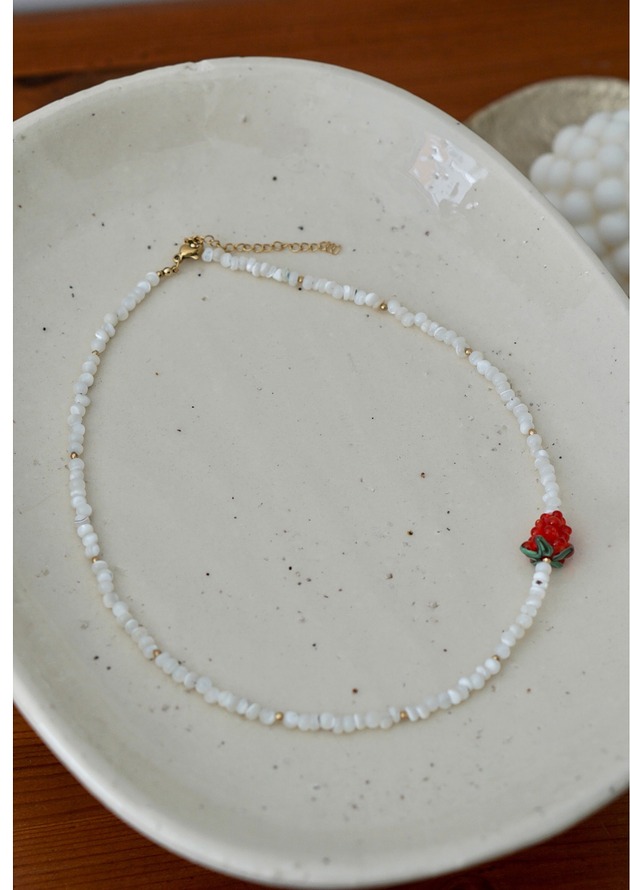 korale Naszyjnik z maliną i masą perłową