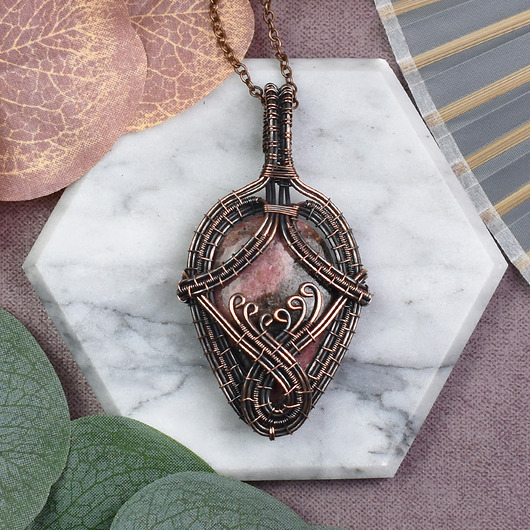 wisiory Miedziany wisiorek wire wrapping z rodonitem #541