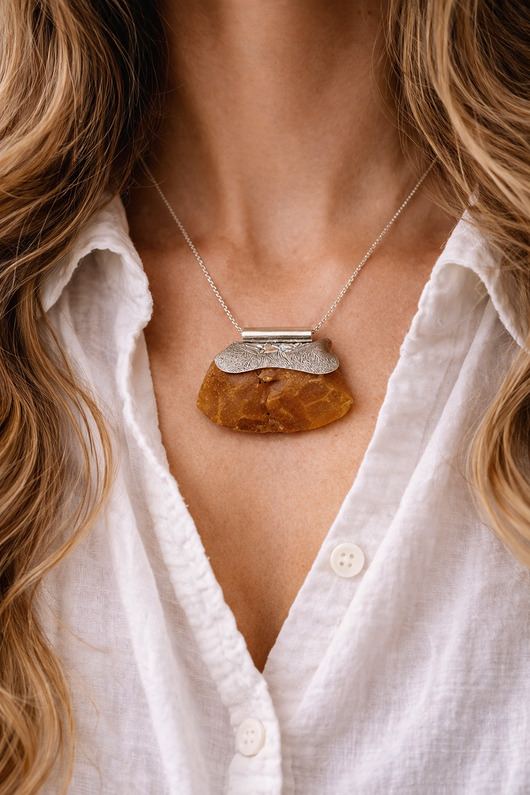 wisiory Surowy bursztyn bałtycki w srebrze - Wisior bursztynowy - Zawieszka bursztyn