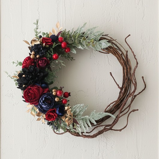 wianki bożonarodzeniowe Asymetryczny wianek granat i bordo (26cm)