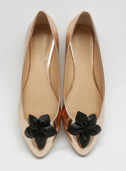 Leather Flower Coquet